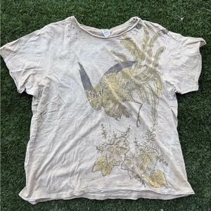 Magnolia Pearl Beige Tee with Gold Bird Design